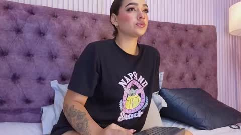 Emily online show from 09/14/25, 08:46