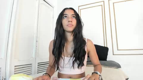 Snapshot of emily_gaviria1 chatting on 06/09/26, 12:17 emily_gaviria1 online show from 06/09/26, 12:17
