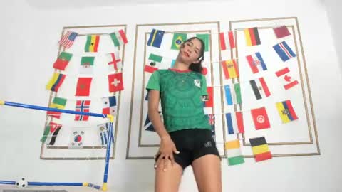 Snapshot of emily_gaviria1 chatting on 06/19/26, 07:06 emily_gaviria1 online show from 06/19/26, 07:06