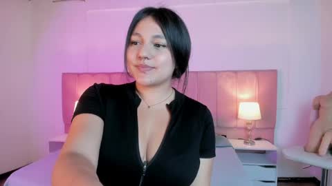 Snapshot of emily_gv1 chatting on 04/23/26, 06:43 Emily online show from 04/23/26, 06:43