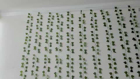 Snapshot of emily_jonessxx chatting on 02/05/26, 04:00 emily online show from 02/05/26, 04:00