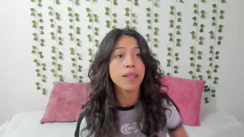 Snapshot of emily_jonessxx chatting on 02/08/26, 03:59 emily online show from 02/08/26, 03:59