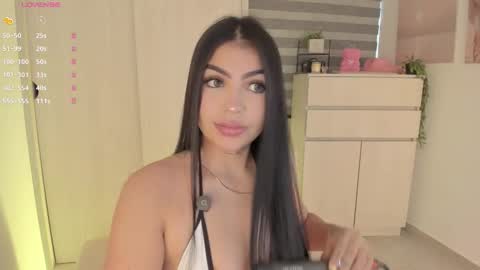 EmilyKenner  Independent model  online show from 11/18/25, 11:47