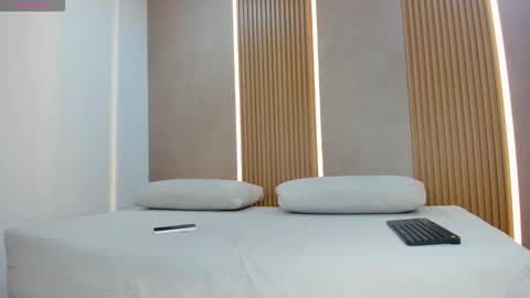 emily_kovac online show from 02/27/26, 10:37