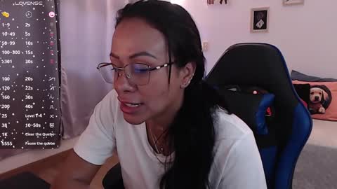 emily leroy. online show from 10/28/25, 01:47