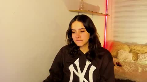 emily_lindey online show from 11/15/25, 03:15