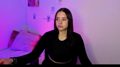 Emily Lindey online show from 05/05/26, 02:19
