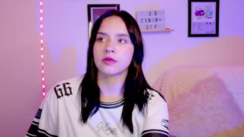 Emily Lindey online show from 06/12/26, 05:28