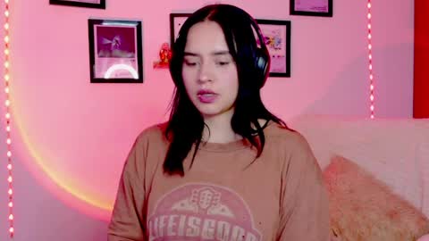 Emily Lindey online show from 06/27/26, 05:34