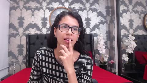 Emily online show from 01/31/25, 04:27