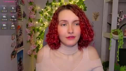 Snapshot of emily_lune chatting on 02/14/26, 03:03 Emily online show from 02/14/26, 03:03