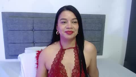 Snapshot of emily_milff chatting on 06/26/26, 11:58 emily_milff online show from 06/26/26, 11:58