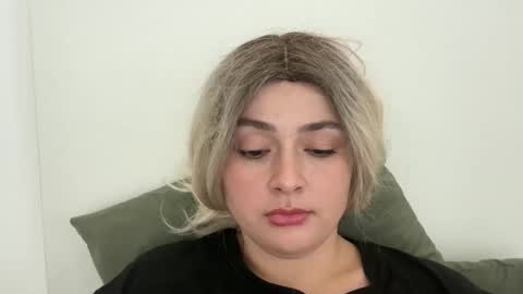 emily_morning_dew online show from 10/23/25, 07:40