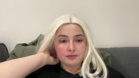 emily_morning_dew online show from 11/09/25, 07:12