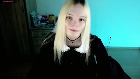 Lia online show from 02/09/25, 08:24