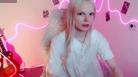 Lia online show from 09/10/25, 05:24