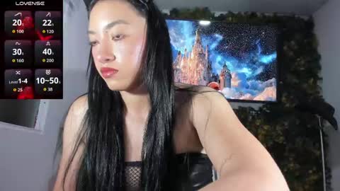 Snapshot of emily_palmeer chatting on 05/08/26, 10:09 emily_palmeer online show from 05/08/26, 10:09