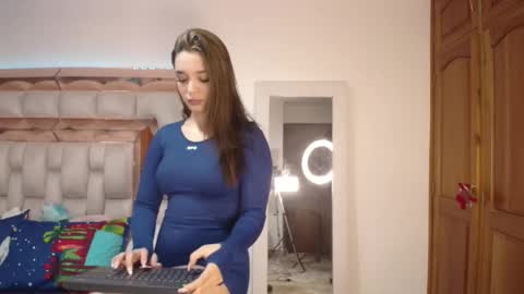 emily online show from 11/27/25, 11:07