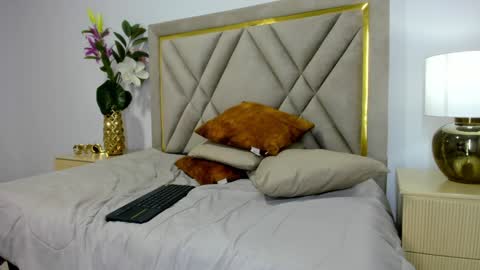 Emily online show from 01/09/25, 09:47