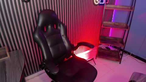 Emily  online show from 03/07/25, 11:38