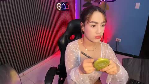 Emily  online show from 11/21/25, 04:55