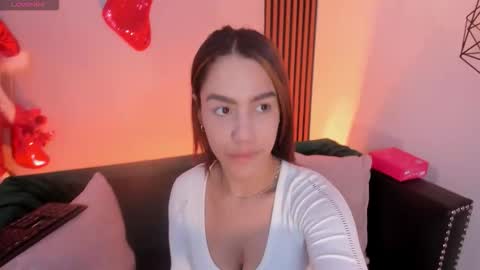 Emily  online show from 12/05/25, 05:05