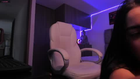 Natalia online show from 06/19/26, 07:50