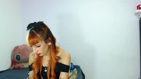 Emily  IGEmmily Baussa online show from 11/16/25, 01:22