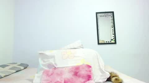 Emily  IGEmmily Baussa online show from 04/17/26, 07:44