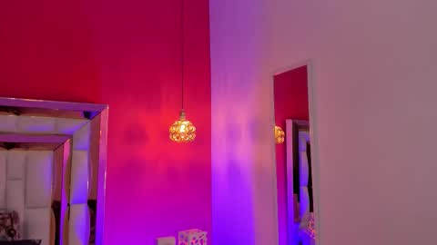 Emily online show from 09/11/25, 11:32