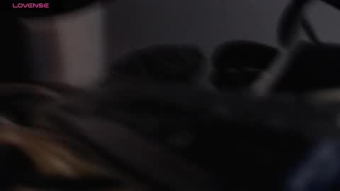 Emily online show from 09/11/25, 04:56