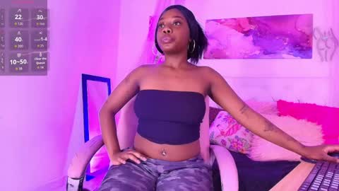 Snapshot of emily_smith21 chatting on 04/06/26, 01:01 emily online show from 04/06/26, 01:01