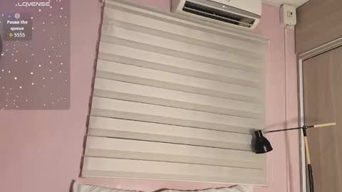 Emily online show from 10/08/25, 11:52