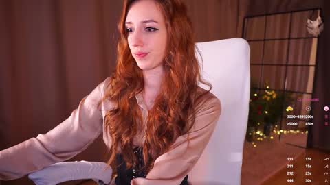 Snapshot of emily_w0w_ chatting on 01/01/25, 05:00 Lia online show from 01/01/25, 05:00