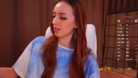 Snapshot of emily_w0w_ chatting on 01/23/25, 08:46 Lia online show from 01/23/25, 08:46