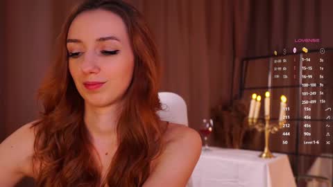 Snapshot of emily_w0w_ chatting on 02/14/25, 03:47 Lia online show from 02/14/25, 03:47