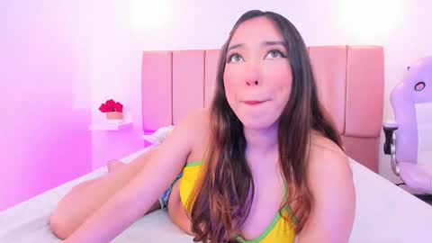 Snapshot of emily_walker4 chatting on 03/14/26, 05:13 emily_walker4 online show from 03/14/26, 05:13