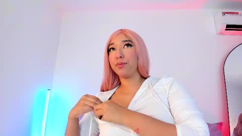 emily_walker4 online show from 06/13/26, 01:36