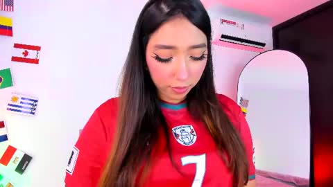 emily_walker4 online show from 06/21/26, 02:25