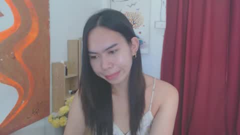 emily_xo143 online show from 05/13/26, 01:30