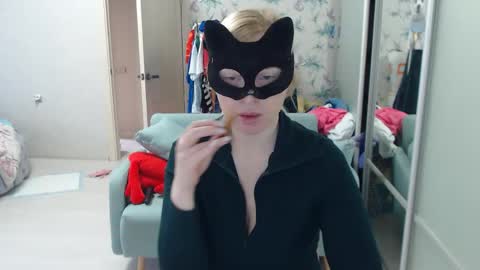Emily online show from 04/30/26, 11:16