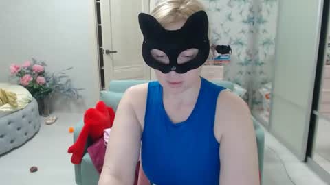 Snapshot of emily_york18 chatting on 06/10/26, 07:57 Emily online show from 06/10/26, 07:57