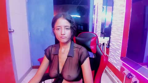 Snapshot of emily_zc1 chatting on 04/23/26, 06:54 EMILY online show from 04/23/26, 06:54