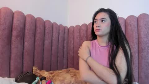 Emilyyy online show from 11/04/25, 10:53