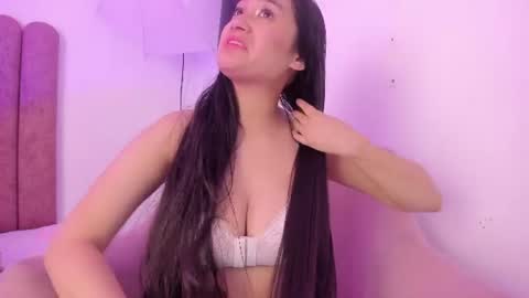 Emilyyy online show from 06/26/26, 02:21