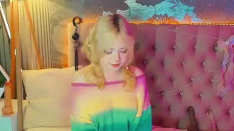 Snapshot of emilyangels chatting on 07/07/26, 06:58 Baby Emelli online show from 07/07/26, 06:58