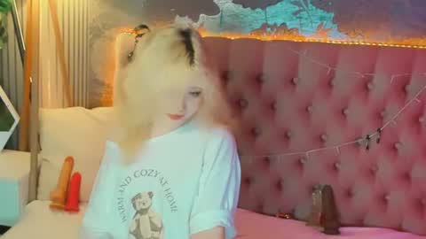 Snapshot of emilyangels chatting on 07/14/26, 06:29 Baby Emelli online show from 07/14/26, 06:29