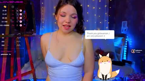 Snapshot of emilyart_ chatting on 02/04/25, 03:44 artist Emily online show from 02/04/25, 03:44