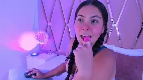 Emily online show from 04/28/26, 01:48