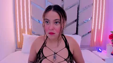 Emily online show from 08/04/26, 12:36